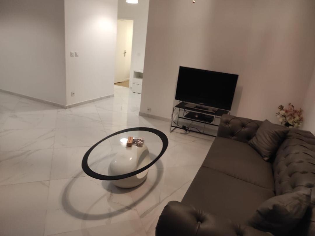 Tres Bel Appartement Avec Grand Jardin, Proche De Paris วิทรี-ซูร์-แซน ภายนอก รูปภาพ